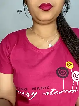 Shanaya-Hotty online show from 04/05/26, 07:55
