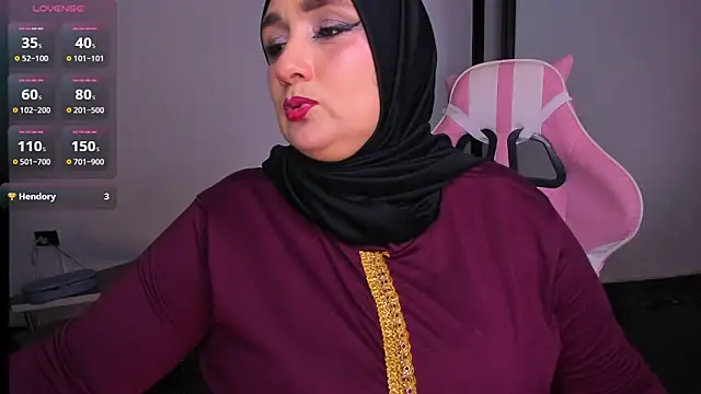 HijabiMilff online show from 06/06/26, 03:28