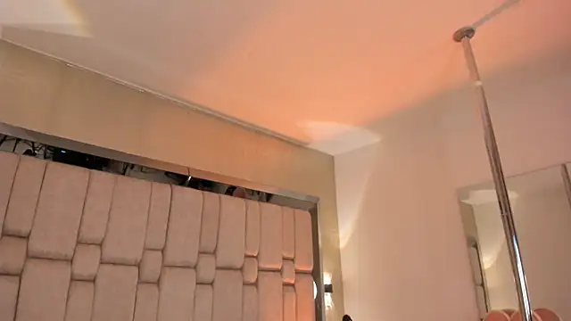 SusiMendez online show from 04/15/26, 07:43