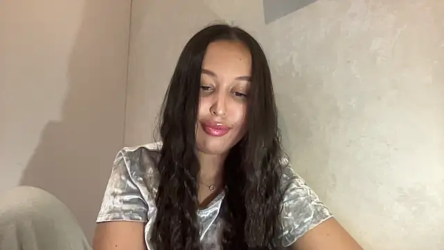 Dana 005 online show from 05/06/26, 08:25