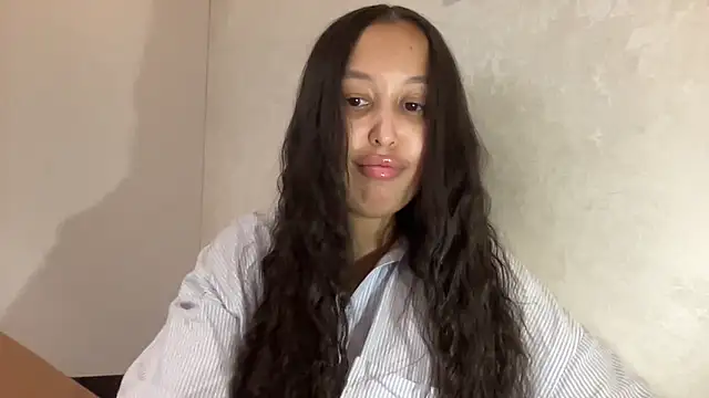 Dana 005 online show from 05/23/26, 08:46
