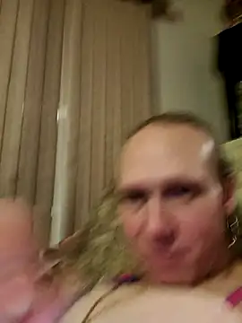 Snapshot of jersierosexx chatting on 02/28/26, 04:46 jersierosexx online show from 02/28/26, 04:46