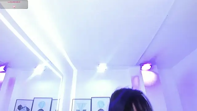 Chloe meoww online show from 07/04/26, 12:00