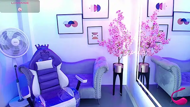 Chloe meoww online show from 07/21/26, 11:45
