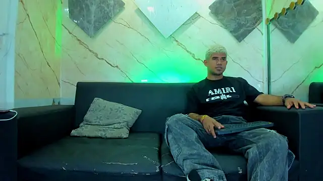 Latins on fire online show from 02/26/26, 08:08