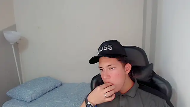 Street poemm  online show from 04/03/26, 03:48