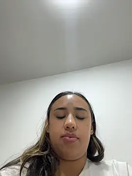 Eyssha online show from 02/28/26, 04:46