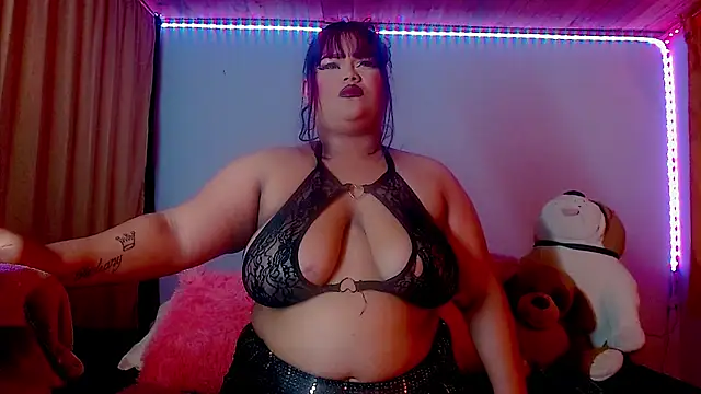 NikollThoms online show from 04/07/26, 03:18