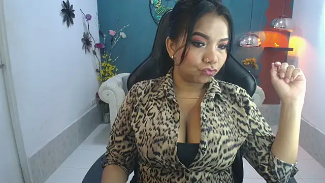 Elizabeth Suan  online show from 03/17/26, 11:35