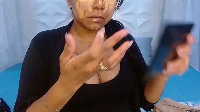 Elizabeth Suan  online show from 03/27/26, 11:32