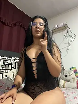 Snapshot of Nataly_2809 chatting on 05/17/26, 05:16 Nataly 2809 online show from 05/17/26, 05:16