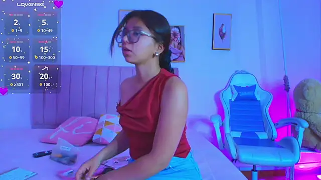 Zoow bluussh online show from 02/26/26, 12:15