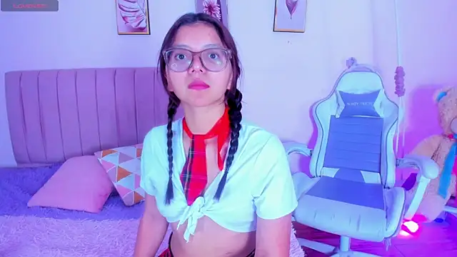 Zoow bluussh online show from 04/06/26, 12:06