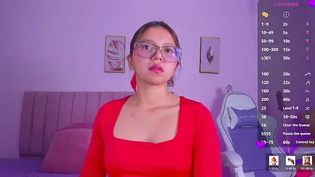 Zoow bluussh online show from 04/08/26, 12:05