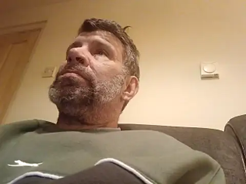 stud2512 online show from 04/06/26, 09:16