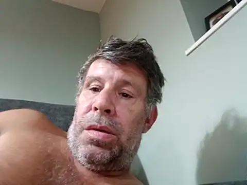 Snapshot of stud2512 chatting on 07/16/26, 09:10 stud2512 online show from 07/16/26, 09:10
