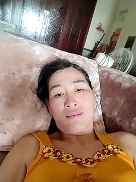 Snapshot of lris-Beauty77 chatting on 03/13/26, 07:04 lris-Beauty77 online show from 03/13/26, 07:04