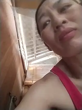 Snapshot of lris-Beauty77 chatting on 05/23/26, 06:51 lris-Beauty77 online show from 05/23/26, 06:51