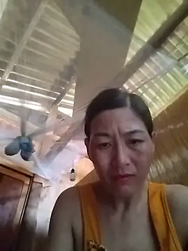 Snapshot of lris-Beauty77 chatting on 05/30/26, 10:12 lris-Beauty77 online show from 05/30/26, 10:12