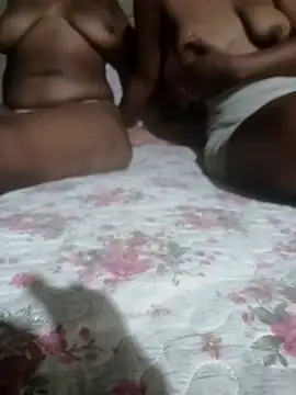 Dee-n-Dee nyash online show from 02/22/26, 09:46