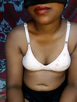 Snapshot of waishu12 chatting on 03/08/26, 02:10 waishu12 online show from 03/08/26, 02:10