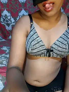 Snapshot of waishu12 chatting on 03/10/26, 03:50 waishu12 online show from 03/10/26, 03:50