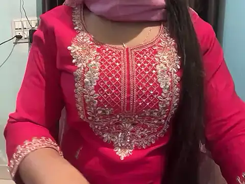 Snapshot of Avneet_kaurr1 chatting on 03/01/26, 01:40 Avneet kaurr1 online show from 03/01/26, 01:40