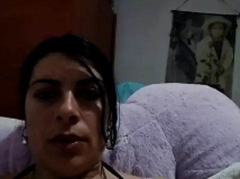 Snapshot of tefutbin3 chatting on 05/19/26, 01:56 tefutbin3 online show from 05/19/26, 01:56