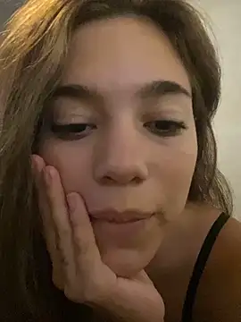 Milagrossuwu online show from 02/21/26, 02:18