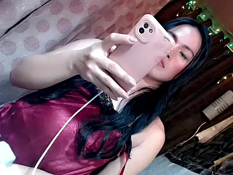 Snapshot of Chulafox chatting on 04/24/26, 07:05 Chulafox online show from 04/24/26, 07:05