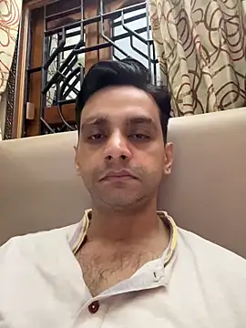 online4u08 online show from 03/12/26, 08:15