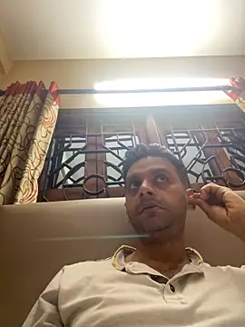 online4u08 online show from 04/09/26, 08:03