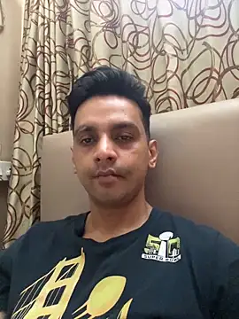 online4u08 online show from 04/12/26, 09:42