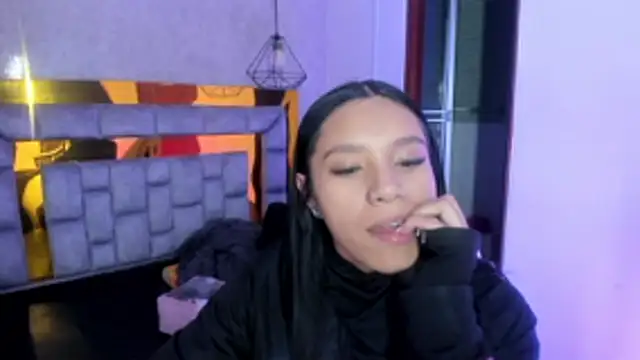 miiaboss  online show from 03/27/26, 11:10