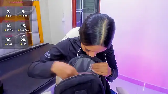 miiaboss  online show from 04/02/26, 11:08