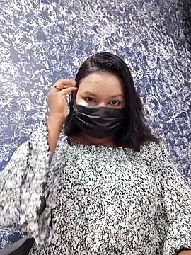 Snapshot of Cutie_bae011 chatting on 03/01/26, 05:15 Cutie bae011 online show from 03/01/26, 05:15