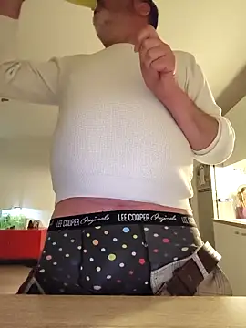 eruzam59000 online show from 03/09/26, 03:05