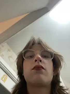 bezvanili online show from 02/27/26, 09:15