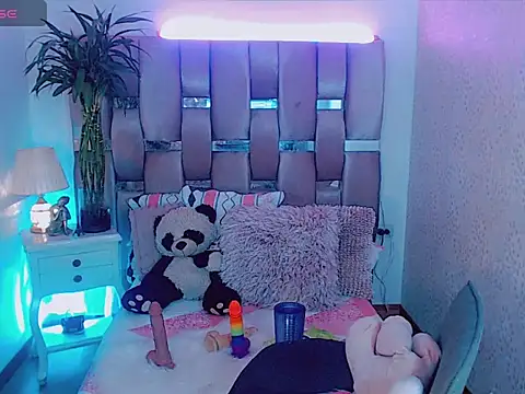 hot luckyangel01 online show from 05/15/26, 05:25