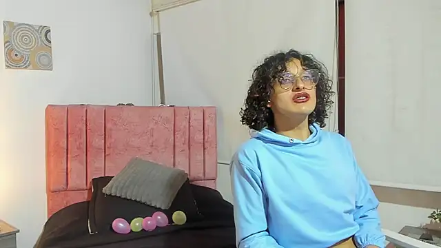 Maverick angel online show from 03/11/26, 02:56