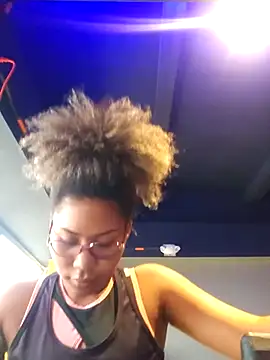 Snapshot of MarySweetieHot chatting on 03/02/26, 03:41 MarySweetieHot online show from 03/02/26, 03:41