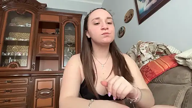 jeje0033 online show from 04/16/26, 01:45