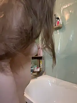 DivaAurum online show from 03/31/26, 01:11