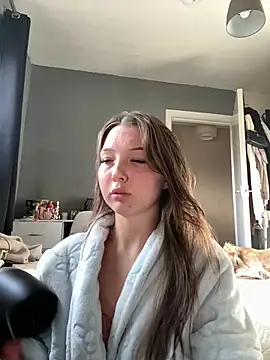 Snapshot of Bellesweett chatting on 04/06/26, 05:14 Bellesweett online show from 04/06/26, 05:14