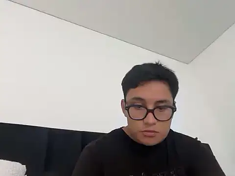 Snapshot of enzo_13 chatting on 02/23/26, 09:45 enzo 13 online show from 02/23/26, 09:45