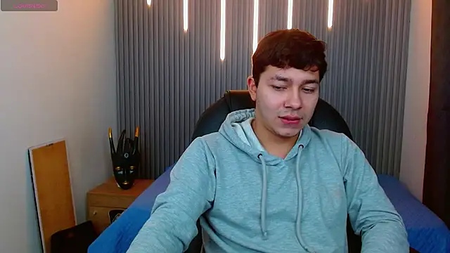 Julian Smith21 online show from 03/25/26, 12:55