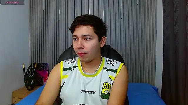 Julian Smith21 online show from 04/06/26, 04:46