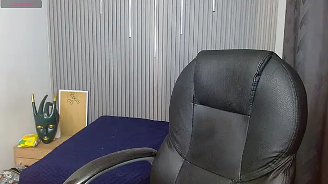 Julian Smith21 online show from 04/16/26, 03:18