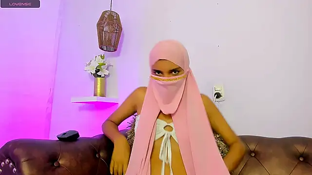 Natashax  online show from 04/10/26, 08:13