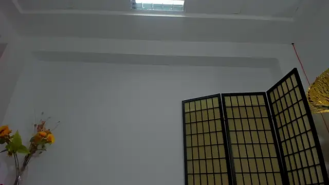 MiaNoirr online show from 04/05/26, 07:11